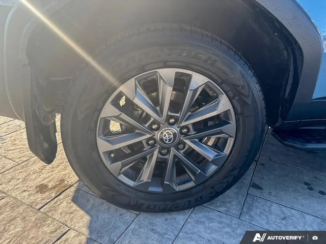 Toyota Land cruiser Land Cruiser Premium Package 4x4 - автомобили, коли, обяви за нови и употребявани 5