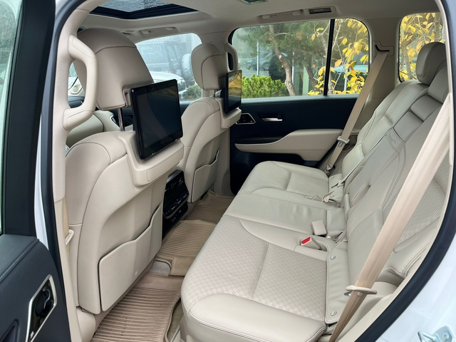 TOYOTA Land Land Cruiser 300 3.5 V6  - автомобили, коли, обяви за нови и употребявани 8