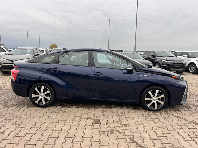 Toyota Mirai FUELCELL AVTOMAT/NAVI/KAMERA EURO 6 - автомобили, коли, обяви за нови и употребявани 4