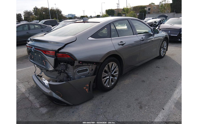 toyota-mirai-electric-rear-wheel-drive - 3