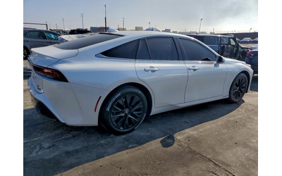 toyota-mirai-u-rear-wheel-drive - 2