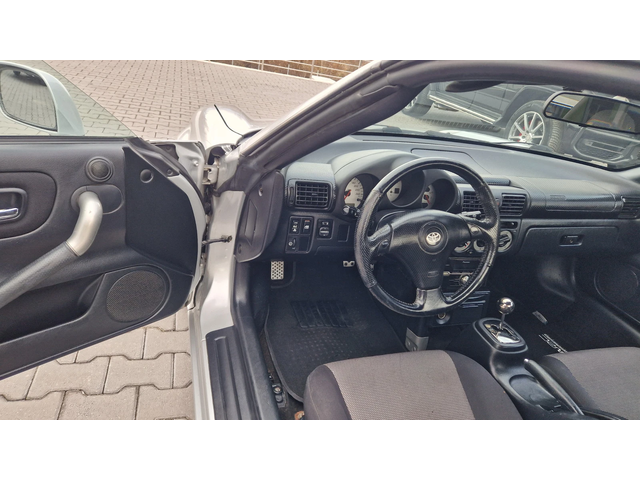 Toyota Mr2 ЛИЗИНГ - автомобили, коли, обяви за нови и употребявани 8