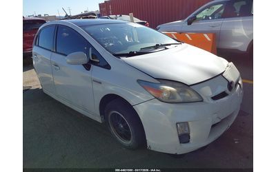 toyota-prius-1-8l-i-4-dohc-vvt-98hp-front-wheel-drive - 0