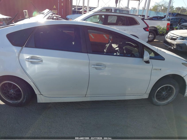 Toyota Prius 1.8L I-4 DOHC, VVT, 98HP Front Wheel Drive - автомобили, коли, обяви за нови и употребявани 11