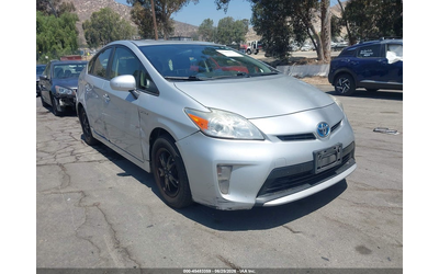 toyota-prius-1-8l-i-4-dohc-vvt-98hp-front-wheel-drive - 0