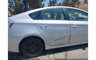 Toyota Prius 1.8L I-4 DOHC, VVT, 98HP Front Wheel Drive - автомобили, коли, обяви за нови и употребявани 11