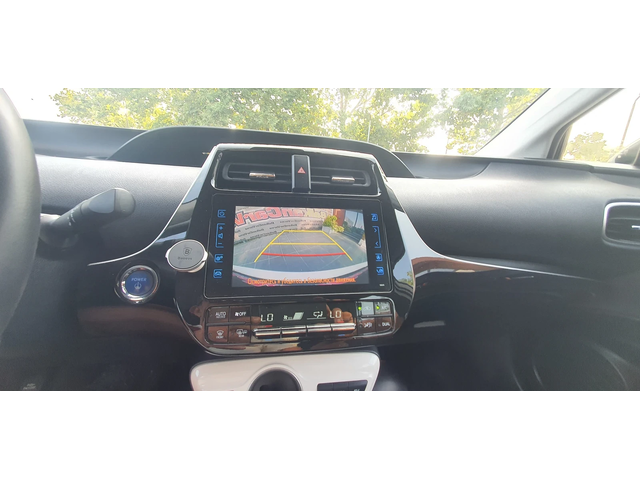 Toyota Prius PLUG IN HYBRID - автомобили, коли, обяви за нови и употребявани 7