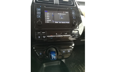 Toyota Prius Hybrid - автомобили, коли, обяви за нови и употребявани 11