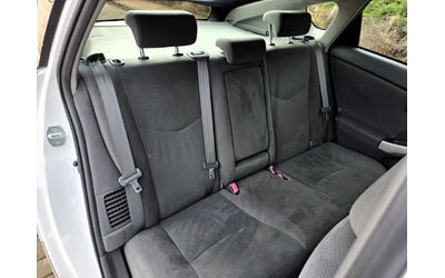 Toyota Prius 1.8Hybrid/136/e-CVT - автомобили, коли, обяви за нови и употребявани 12