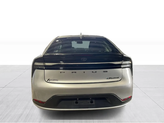 Toyota Prius Prius Prime - автомобили, коли, обяви за нови и употребявани 5