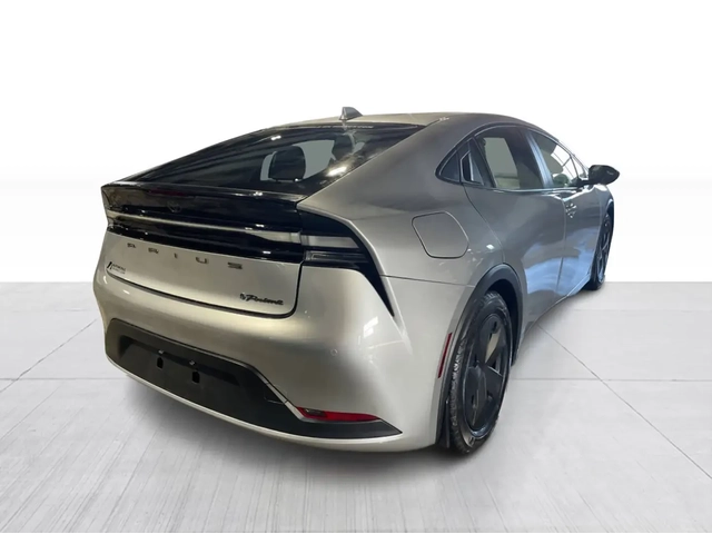 Toyota Prius Prius Prime - автомобили, коли, обяви за нови и употребявани 6