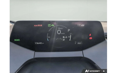 Toyota Prius XSE 13000КМ, ЦЕНА ДО БГ - автомобили, коли, обяви за нови и употребявани 11