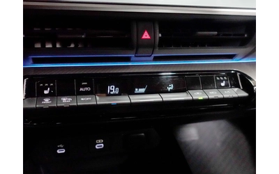 Toyota Prius XLE | 4X4 | КОЖА | CarPlay ЦЕНА ДО БГ - автомобили, коли, обяви за нови и употребявани 16