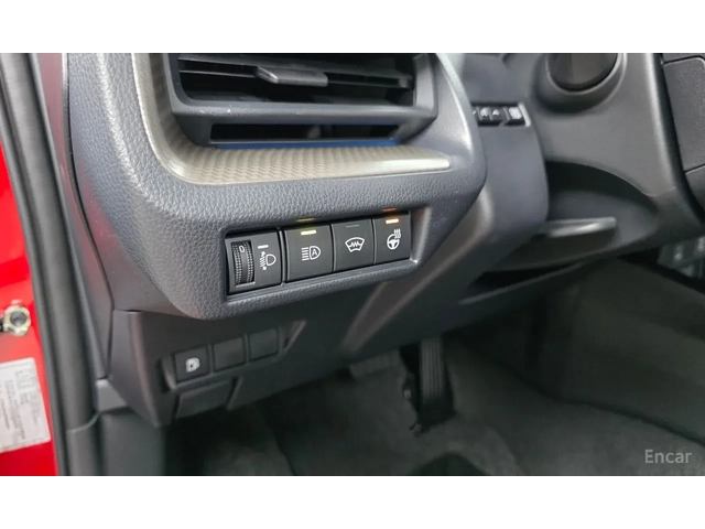 Toyota Prius 2.0 XLE - автомобили, коли, обяви за нови и употребявани 10