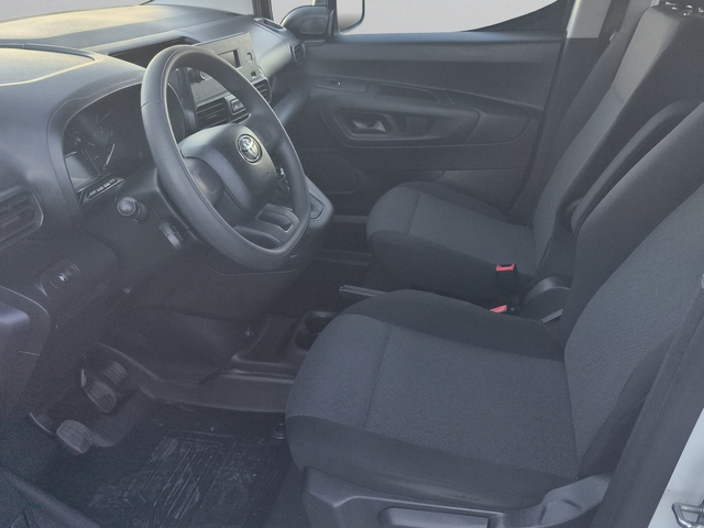 Toyota PROACE CITY 1.2L 110hp BVM6 E6 - автомобили, коли, обяви за нови и употребявани 8