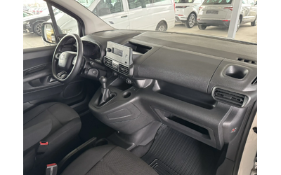 Toyota Proace City 1.5D* 75ps* 66хл.км* КЛИМАТИК - автомобили, коли, обяви за нови и употребявани 10