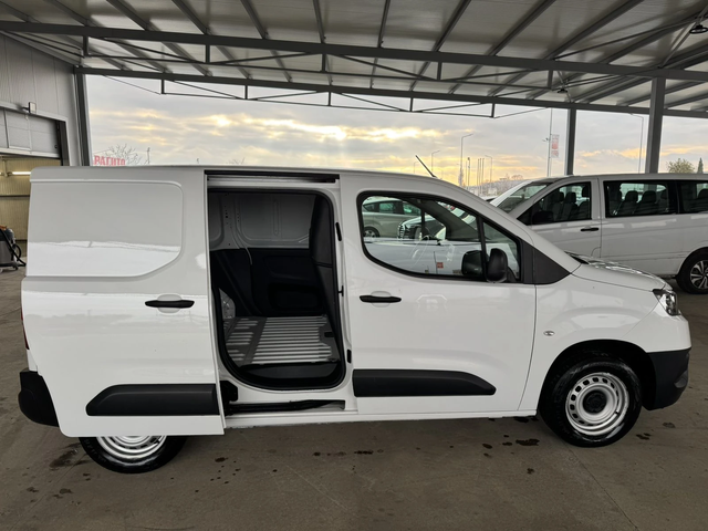 Toyota Proace City 1.5D* 75ps* 66хл.км* КЛИМАТИК - автомобили, коли, обяви за нови и употребявани 7