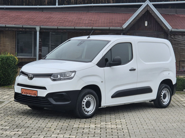 Toyota Proace City 1.5 диз. 76к.с. - автомобили, коли, обяви за нови и употребявани 0