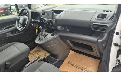 Toyota Proace City 1.5 диз. 76к.с. - автомобили, коли, обяви за нови и употребявани 13