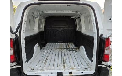 Toyota Proace City 1.5D-102KC= MAXI= 6CK= АВТОПИЛОТ= ДДС - автомобили, коли, обяви за нови и употребявани 8