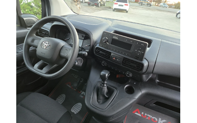 Toyota Proace City 1.5D4d-102кс= 147.000км= АВТОПИЛОТ= СЕРВ.ИСТОРИЯ - автомобили, коли, обяви за нови и употребявани 12