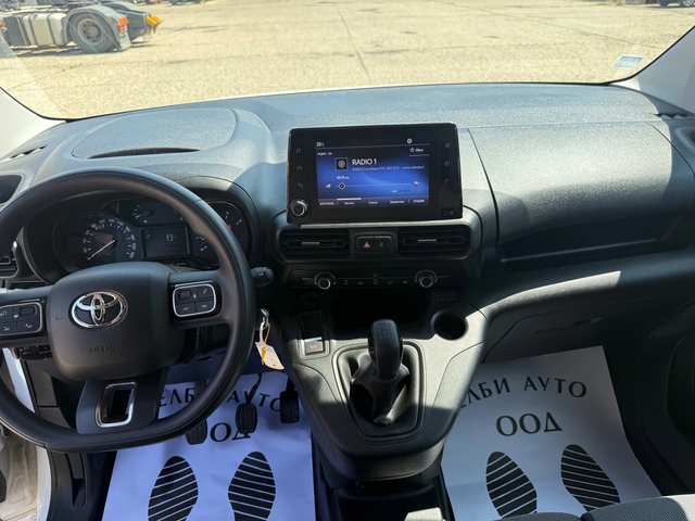 Toyota Proace City 1.5 D4D - автомобили, коли, обяви за нови и употребявани 10