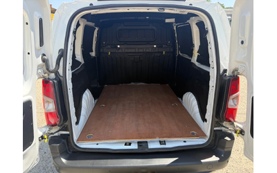 Toyota Proace City 1.5 D4D - автомобили, коли, обяви за нови и употребявани 13