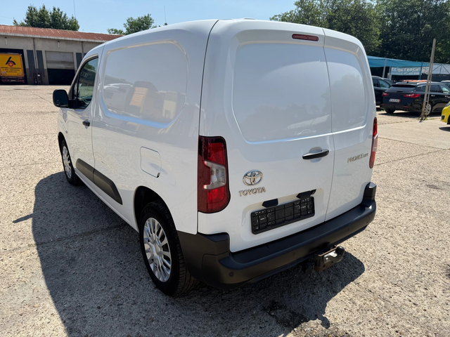 Toyota Proace City 1.5 D4D - автомобили, коли, обяви за нови и употребявани 6