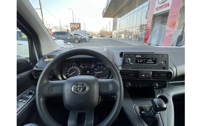 Toyota Proace City 1.2T L2 6MT - автомобили, коли, обяви за нови и употребявани 13