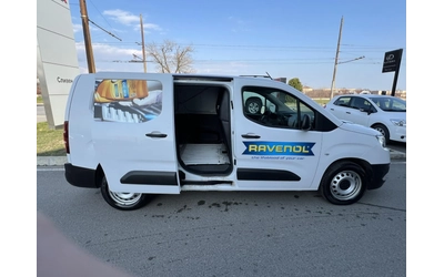 Toyota Proace City 1.2T L2 6MT - автомобили, коли, обяви за нови и употребявани 8