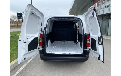 Toyota Proace City 1.5 D4D 6MT L2  COMFORT - автомобили, коли, обяви за нови и употребявани 8