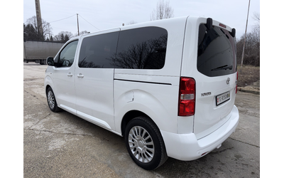 toyota-proace-city-verso-2-0-hdi-7-1 - 2