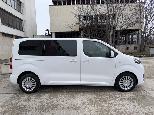 Toyota Proace City Verso 2.0 HDi 7+1 - автомобили, коли, обяви за нови и употребявани 4