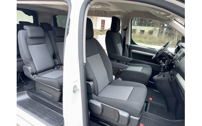 Toyota Proace City Verso 2.0 HDi 7+1 - автомобили, коли, обяви за нови и употребявани 9