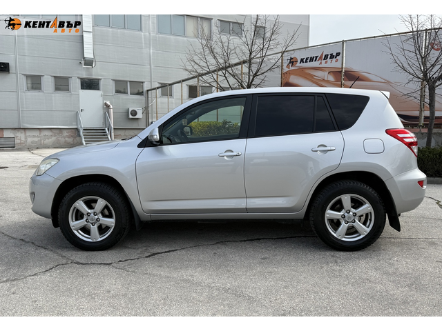 Toyota RAV-4 Crossover/Автомат/ГАРАНЦИЯ ОТ КЕНТАВЪР - автомобили, коли, обяви за нови и употребявани 1