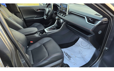 Toyota Rav4 - автомобили, коли, обяви за нови и употребявани 10
