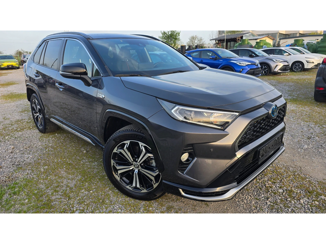 Toyota Rav4 - автомобили, коли, обяви за нови и употребявани 2