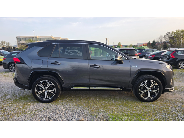 Toyota Rav4 - автомобили, коли, обяви за нови и употребявани 4