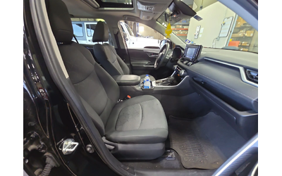 Toyota Rav4 2021 XLE* DISTRONIK* LANE ASSIST* KEYLESS* ПОДГРЕВ - автомобили, коли, обяви за нови и употребявани 9