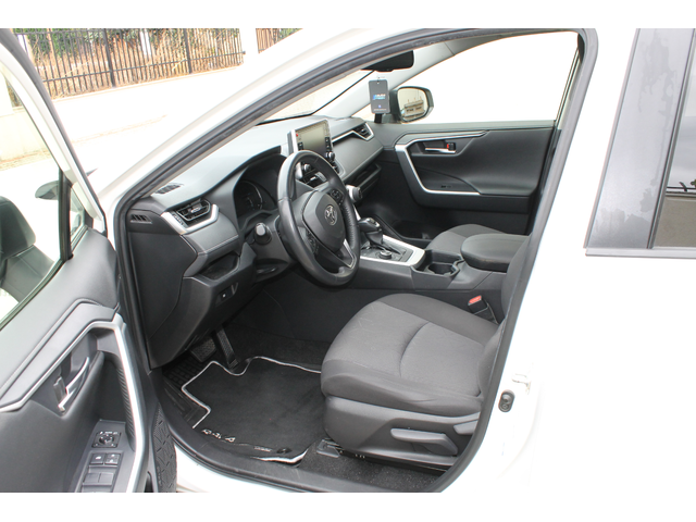 Toyota Rav4, 2021 г., 108000 км, 243 к.с. - автомобили, коли, обяви за нови и употребявани 10