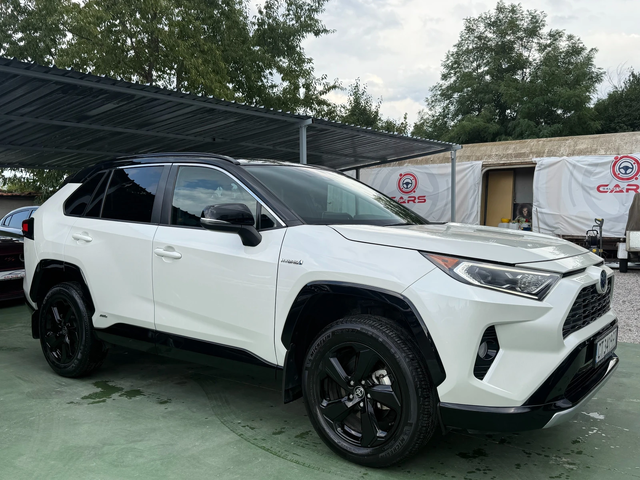 Toyota Rav4 XSE HYBRID AWD - автомобили, коли, обяви за нови и употребявани 2