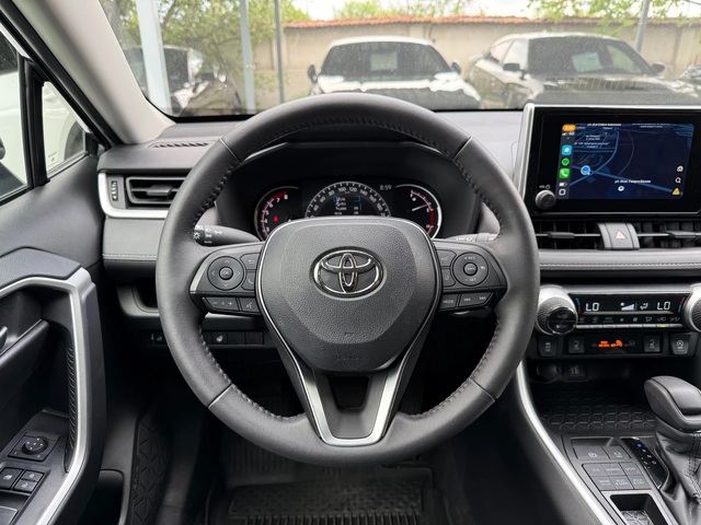 Toyota Rav4 XLE - автомобили, коли, обяви за нови и употребявани 10