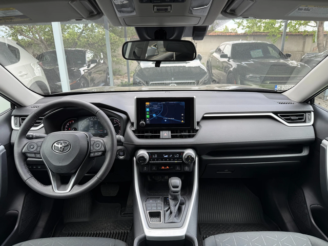 Toyota Rav4 XLE - автомобили, коли, обяви за нови и употребявани 12