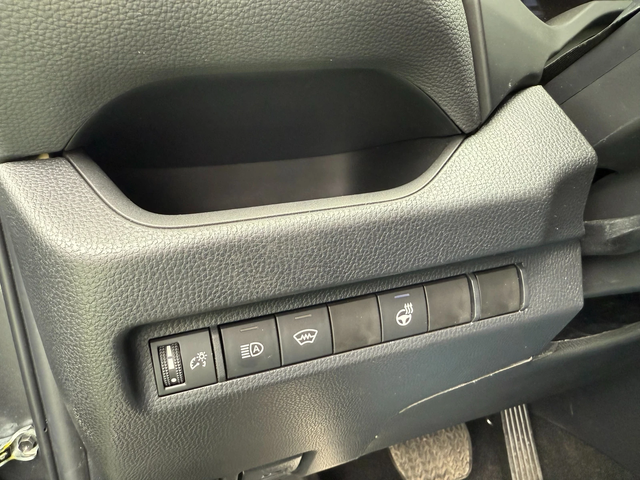 Toyota Rav4 XLE - автомобили, коли, обяви за нови и употребявани 16