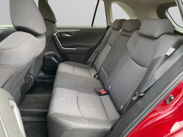 Toyota RAV4 2.0 Executive 4X4 - автомобили, коли, обяви за нови и употребявани 13