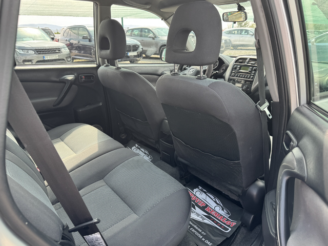Toyota Rav4 2.0D - автомобили, коли, обяви за нови и употребявани 10