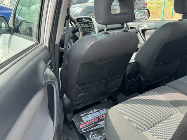 Toyota Rav4 2.0D - автомобили, коли, обяви за нови и употребявани 9