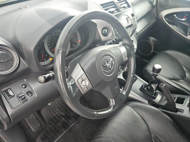 Toyota Rav4 2.2 D4D - автомобили, коли, обяви за нови и употребявани 15