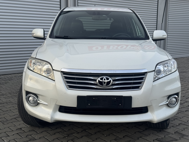 Toyota Rav4 2,2D4D 4x4,150ps,авто,нави,камера,темпо,мулти,евро5 - автомобили, коли, обяви за нови и употребявани 1