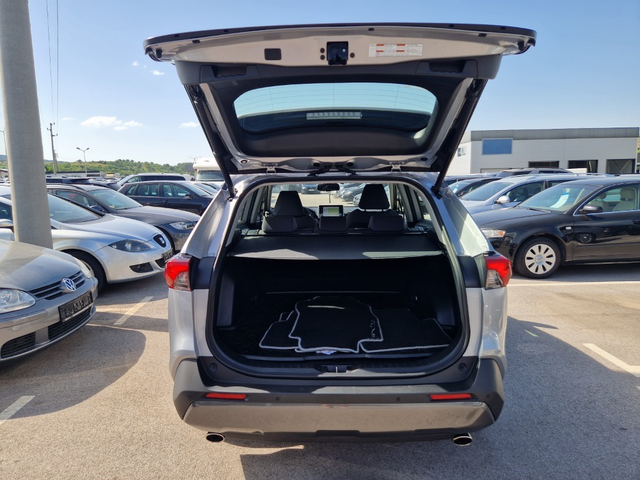 Toyota Rav4 2.5 Hybrid - автомобили, коли, обяви за нови и употребявани 6